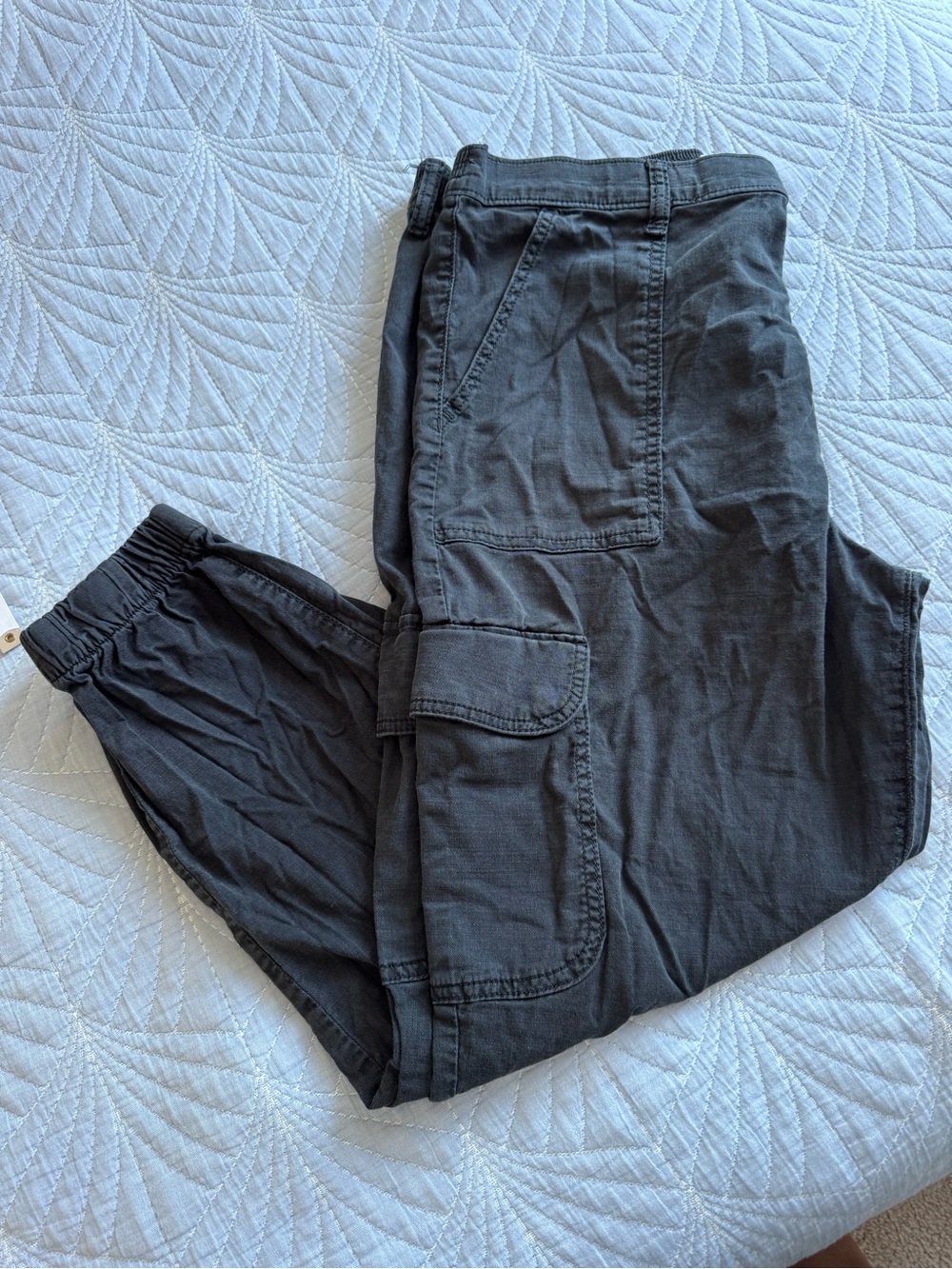 SO Women's Cargo Pants - Charcoal